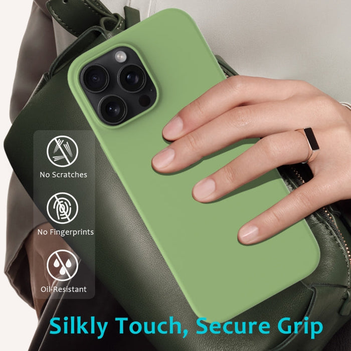 For iPhone 16 Pro Solid Color Silicone Phone Case(Mint Green) - BaskiFit