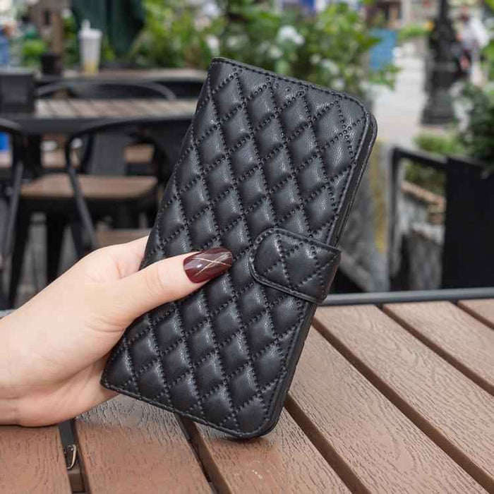 For iPhone 17 Diamond Lattice Wallet Flip Leather Phone Case(Black)