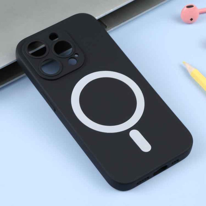 For iPhone 16 Pro Liquid Silicone Magsafe Phone Case(Black)